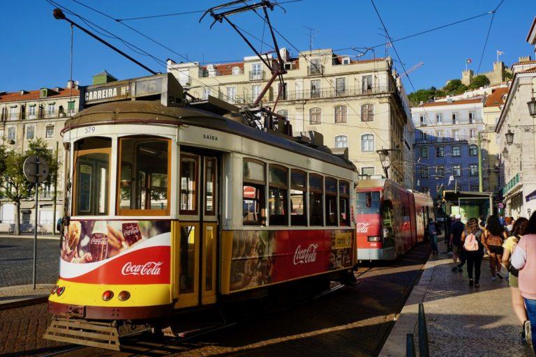 How to Avoid International Banking Fees When Traveling Abroad